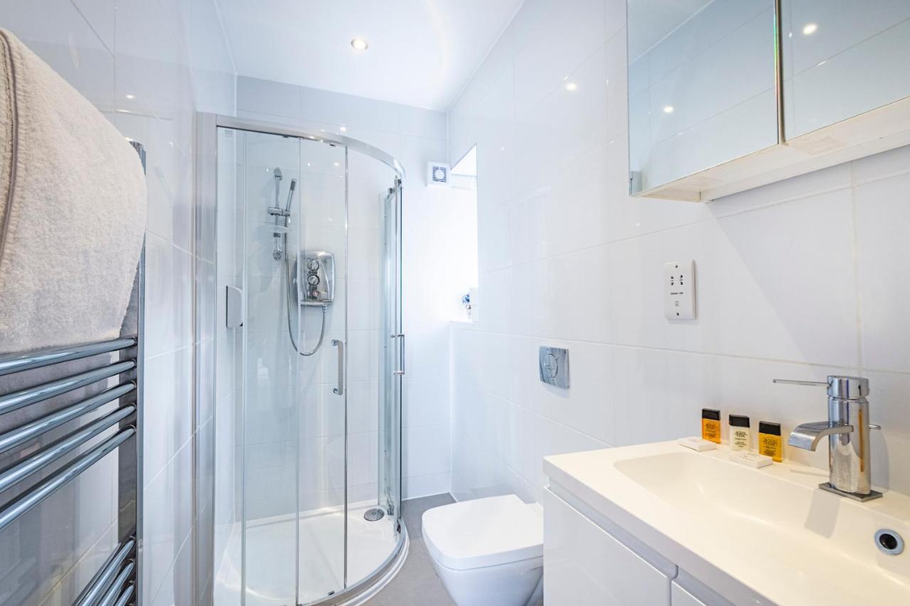 Cozy And Charming Flat: Minutes From Everything! * Londres
